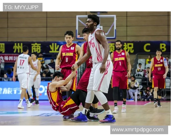 CBA激战山西对决北京鸭双方全力争夺季后赛席位